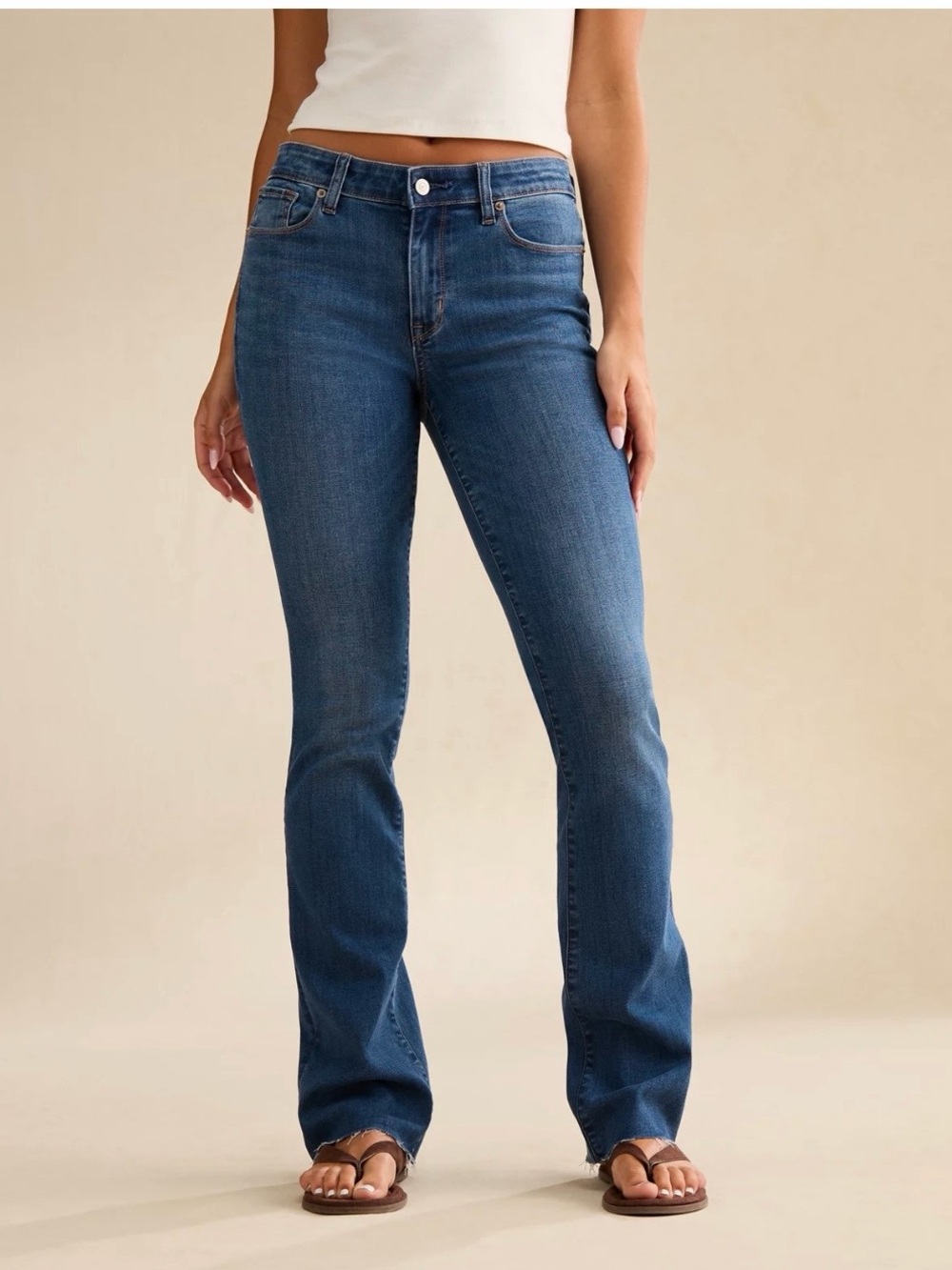 American Eagle High Rise Skinny Kick Denim Jeans Raw Hem Size 6 long.
